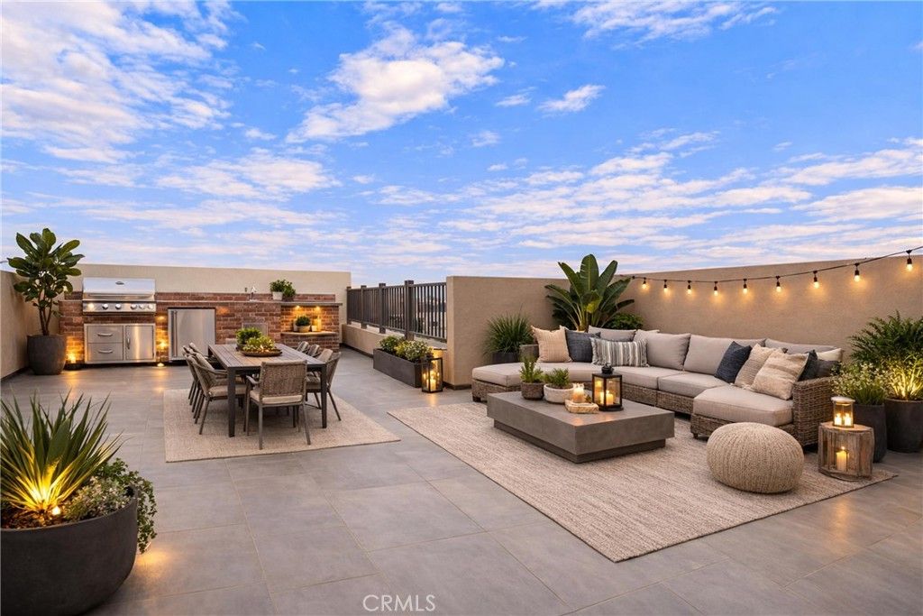 Image 1 of property listing at 809 Brickyard Lane, Costa Mesa, CA 92627
