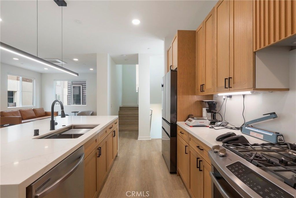 Image 14 of property listing at 809 Brickyard Lane, Costa Mesa, CA 92627