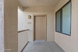 2550 E River Rd Unit 5302, Tucson, AZ 85718