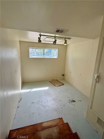 1127 W 23rd, Merced, CA 95340