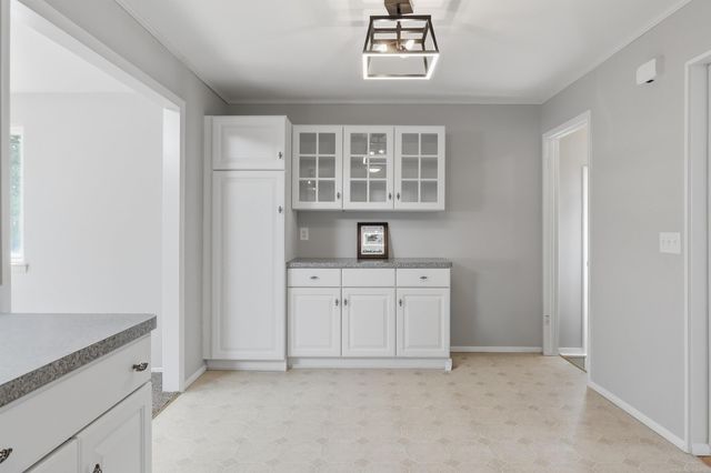 33226 Vista Way Street, Fraser, MI 48026