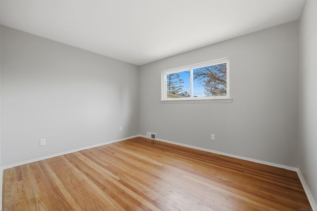 33226 Vista Way Street, Fraser, MI 48026