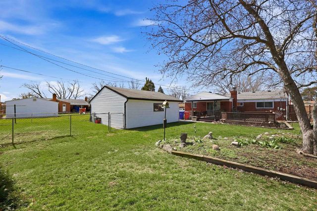 33226 Vista Way Street, Fraser, MI 48026