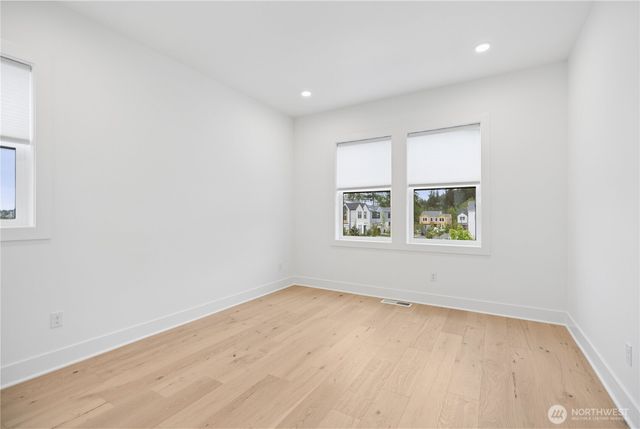 13725 SE 85th Street, Newcastle, WA 98059