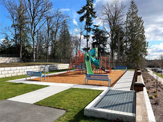 13725 SE 85th Street, Newcastle, WA 98059