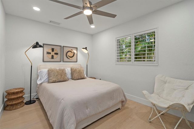 5548 LEEWARD LANE, New Port Richey, FL 34652