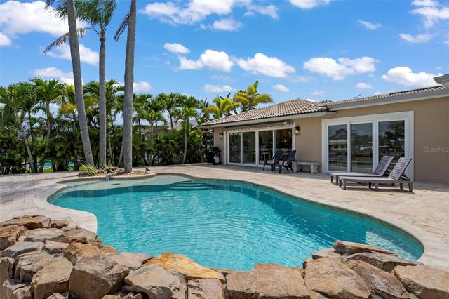 5548 LEEWARD LANE, New Port Richey, FL 34652