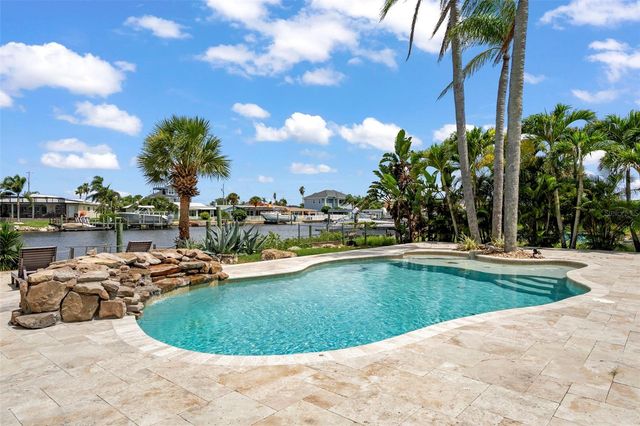 5548 LEEWARD LANE, New Port Richey, FL 34652