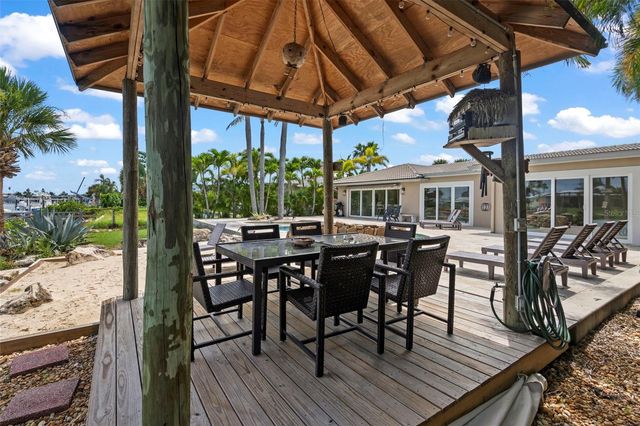 5548 LEEWARD LANE, New Port Richey, FL 34652