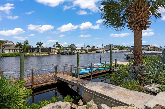 5548 LEEWARD LANE, New Port Richey, FL 34652