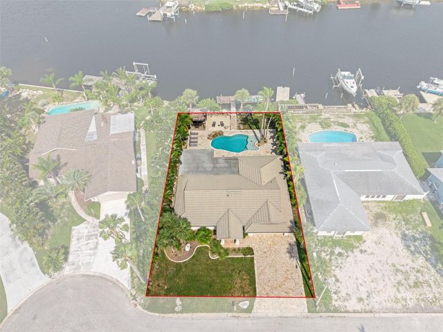5548 LEEWARD LANE, New Port Richey, FL 34652