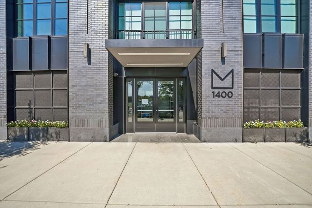 1400 W Monroe Street 2B, Chicago, IL 60607