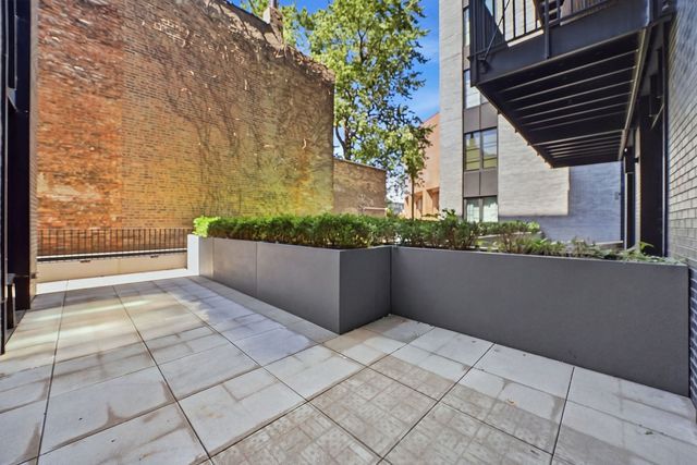 1400 W Monroe Street 2B, Chicago, IL 60607