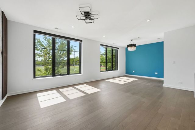 1400 W Monroe Street 2B, Chicago, IL 60607
