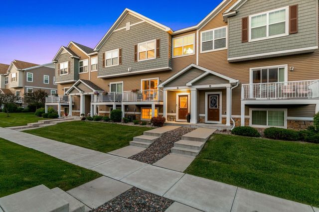 9590 Jefferson Drive 3, Chanhassen, MN 55317