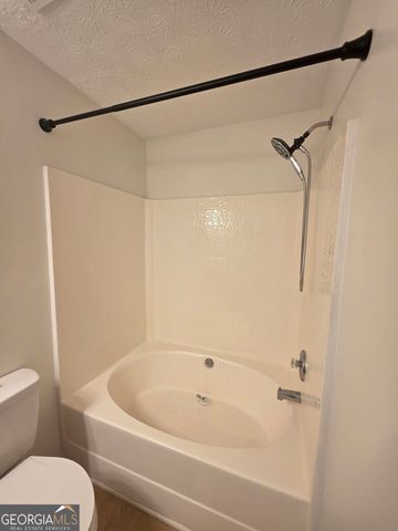 111 Chastain Loop, Newnan, GA 30263