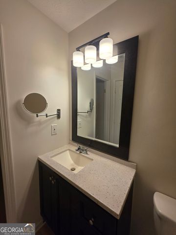 111 Chastain Loop, Newnan, GA 30263
