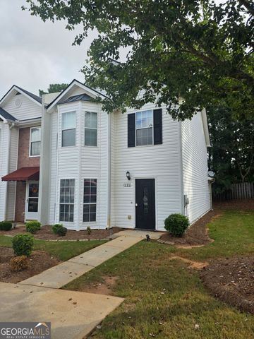 111 Chastain Loop, Newnan, GA 30263
