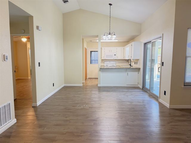 1905 Jasmine Street, Denton, TX 76205