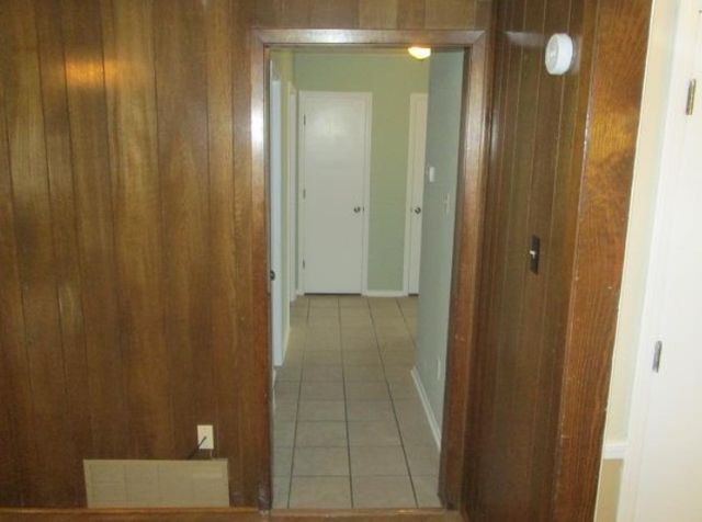 1022 S Center Street, Grand Prairie, TX 75051