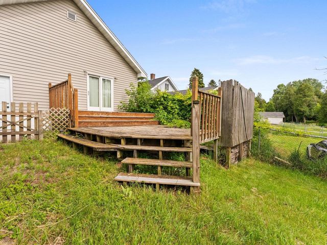 2906 Forest AVENUE, Two Rivers, WI 54241