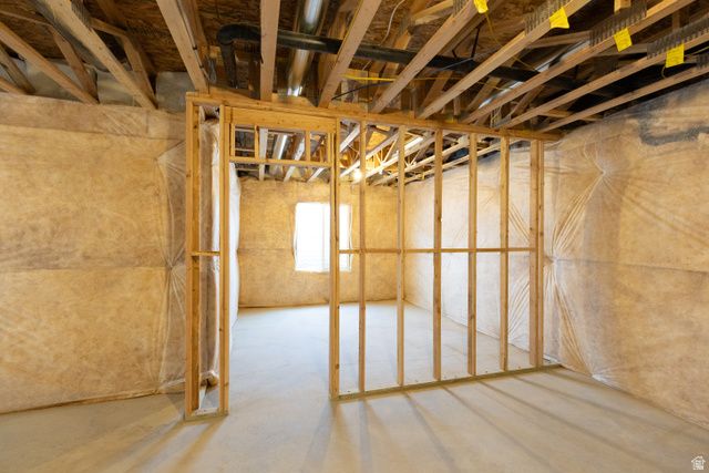 823 S ENSIGN DR, Saratoga Springs, UT 84045