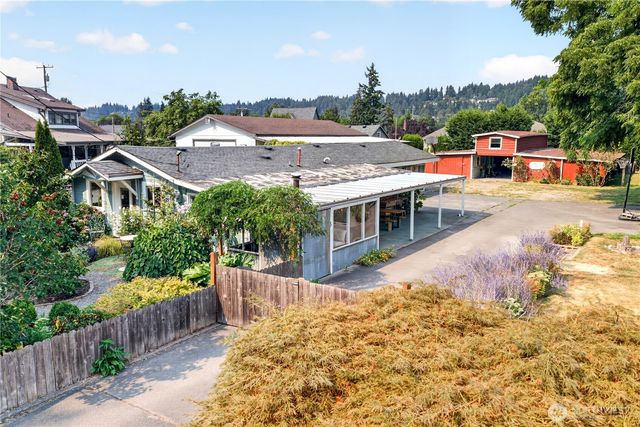 10807 61st Street Ct E, Puyallup, WA 98372