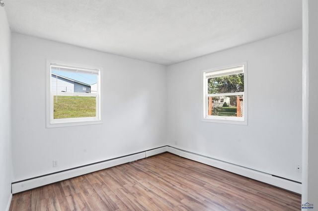 242 E FAIRMONT BLVD, Rapid City, SD 57701