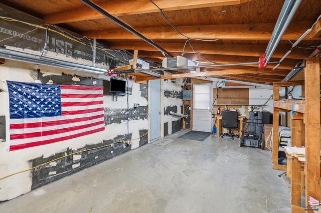 242 E FAIRMONT BLVD, Rapid City, SD 57701