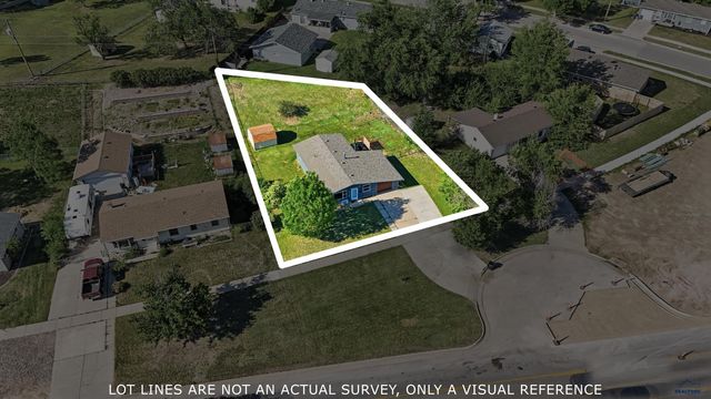 242 E FAIRMONT BLVD, Rapid City, SD 57701