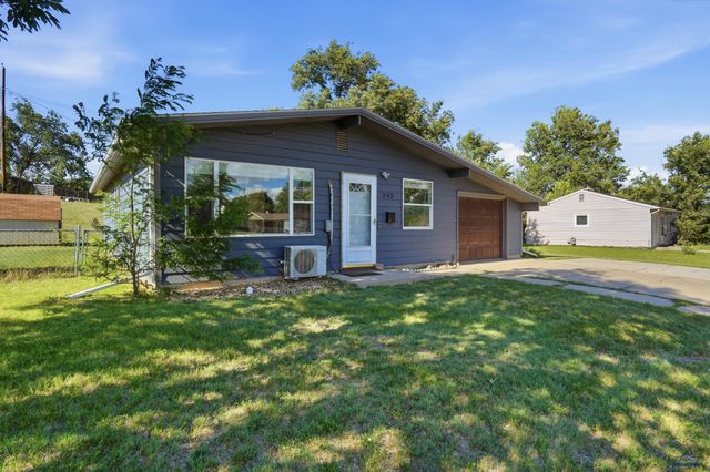 242 E FAIRMONT BLVD, Rapid City, SD 57701
