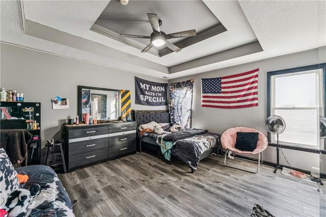 19439 254th Street, Tonganoxie, KS 66086