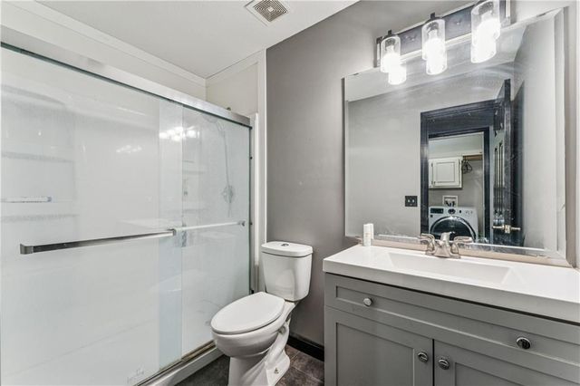 19439 254th Street, Tonganoxie, KS 66086