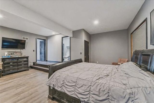 19439 254th Street, Tonganoxie, KS 66086