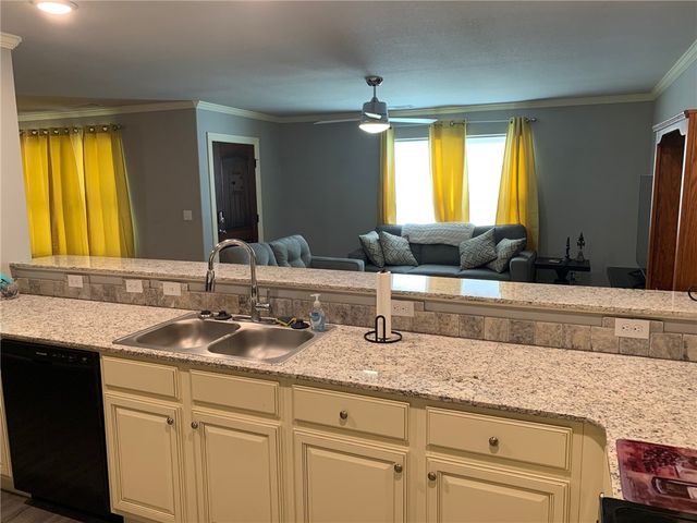 1349 N Corsica Drive, Fayetteville, AR 72704