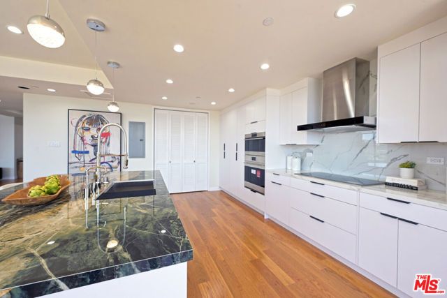 10601 Wilshire Boulevard 1404, Los Angeles, CA 90024