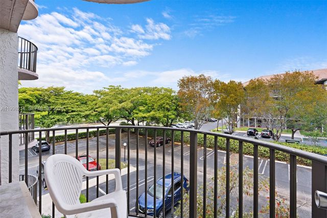 2771 Riverside Dr 316-A, Coral Springs, FL 33065