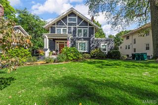 368 S Gore Avenue, Webster Groves, MO 63119