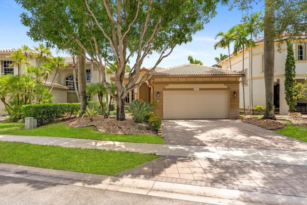 5867 NW 125th Ter, Coral Springs, FL 33076