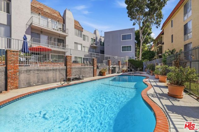 5870 Green Valley Circle 309, Culver City, CA 90230