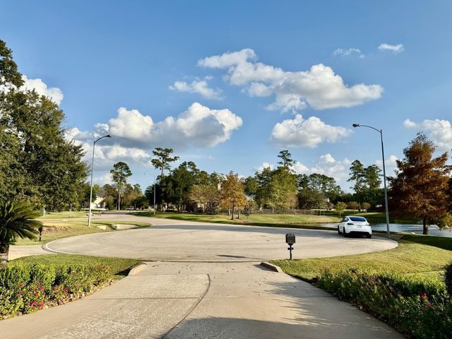 8103 Hideaway Lake Circle, Spring, TX 77389