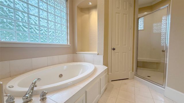 8103 Hideaway Lake Circle, Spring, TX 77389