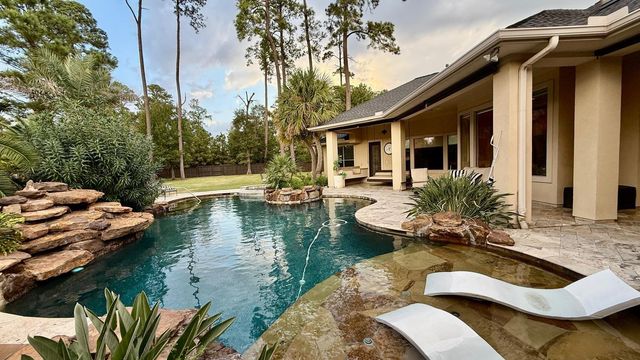 8103 Hideaway Lake Circle, Spring, TX 77389