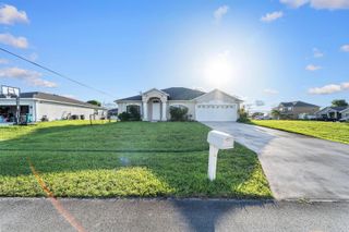 672 SW Kayak Avenue, Port St. Lucie, FL 34953