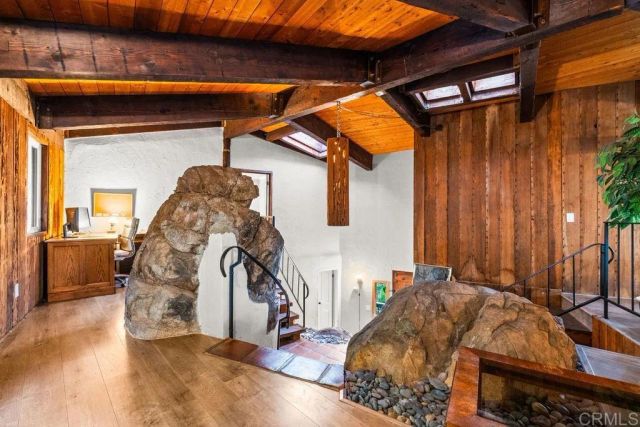 2870 N Twin Oaks Valley Road, San Marcos, CA 92069