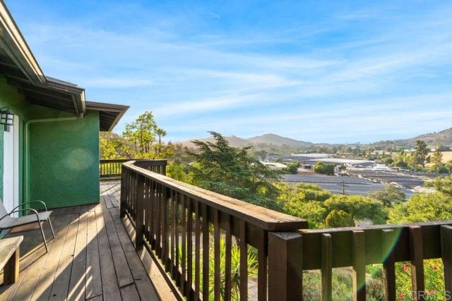 2870 N Twin Oaks Valley Road, San Marcos, CA 92069