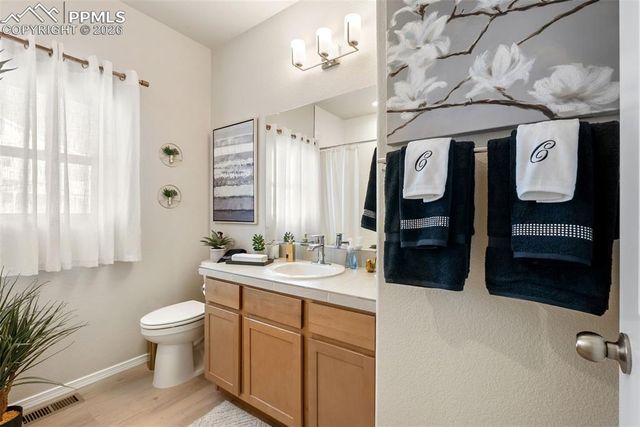 5722 Last Chance Drive, Colorado Springs, CO 80927