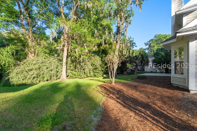 11 Kings Ct, Hilton Head Island, SC 29926