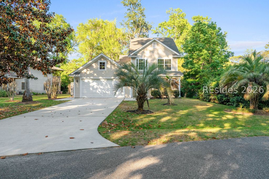 11 Kings Ct, Hilton Head Island, SC 29926