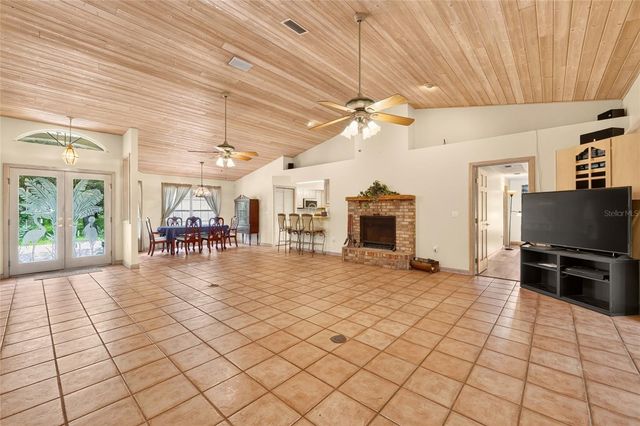7300 SW 204TH AVENUE, Dunnellon, FL 34431